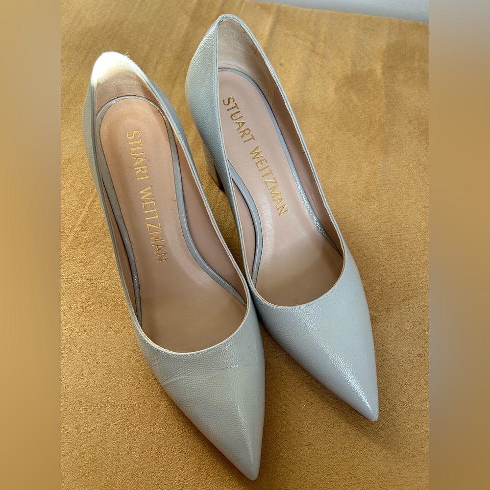 STUART WEITZMAN Light Gray Leather Pointy Toe 2.5” Chunky Heal Shoes - Picture 2 of 7